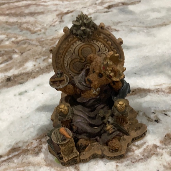 Boyd’s Bears collectible